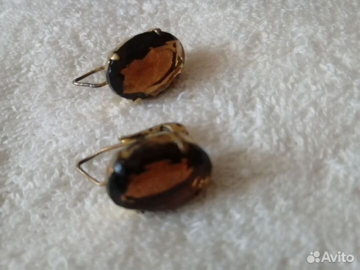 Старинные серьги и винтажный браслет