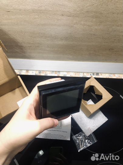 Умный терморегулятор для водяного теплого полаWiFi