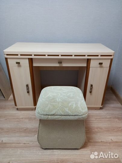 Компьютерный столик