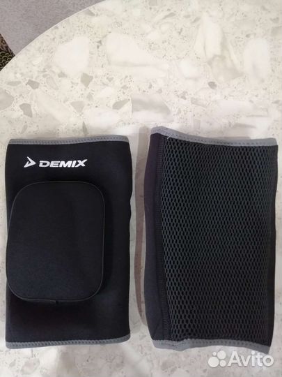 Наколенники demix