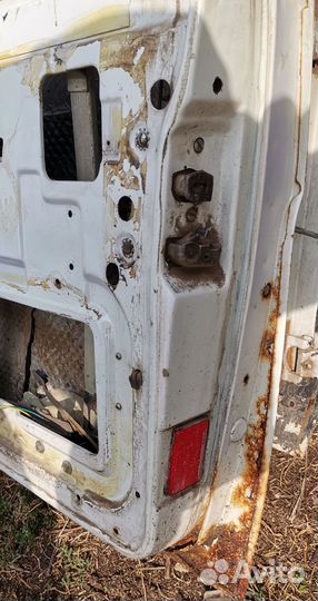 Передние двери газ 31029 волга