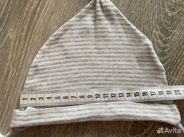 Шапочки Mothercare 40-44р