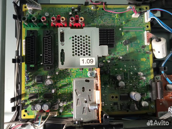 Телевизор panasonic TX-R32LE7KA по запчастям