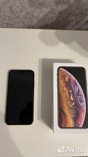 iPhone Xs, 64 ГБ