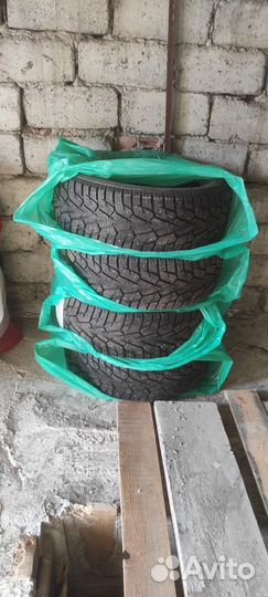 Yokohama 104ZR 235/55 R18 104T