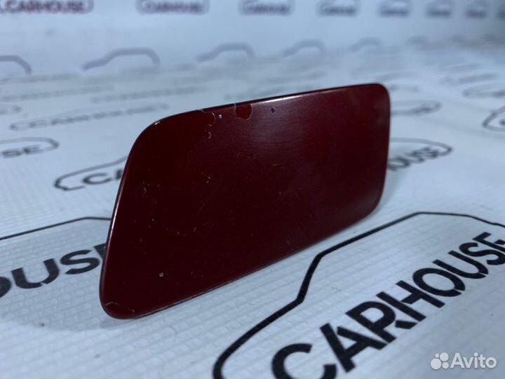 Крышка форсунки омывателя левая Volkswagen Passat