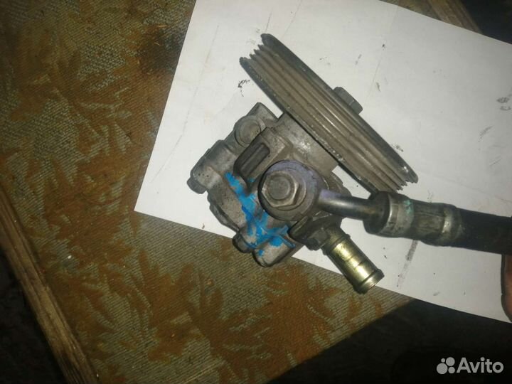 Насос Гур mitsubishi pajero