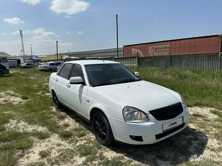 LADA Priora 1.6 МТ, 2015, битый, 240 000 км