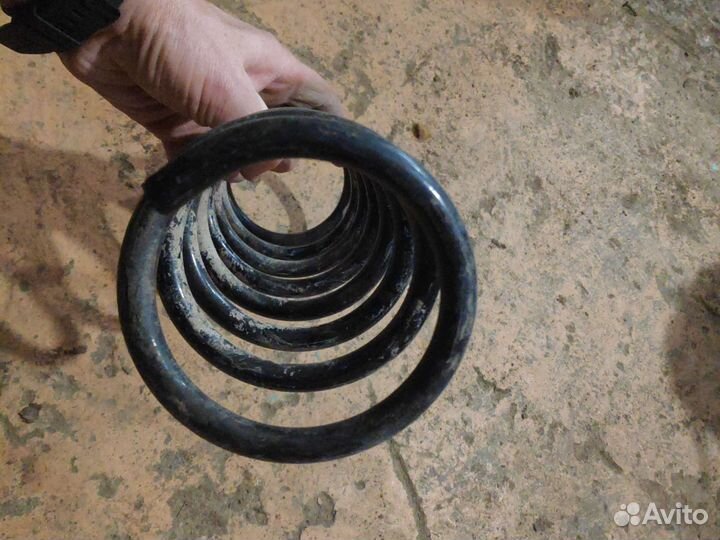 Задняя пружина Mazda 3