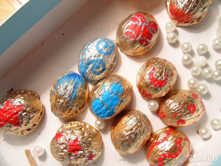 Предсказания в орешках. Подарок