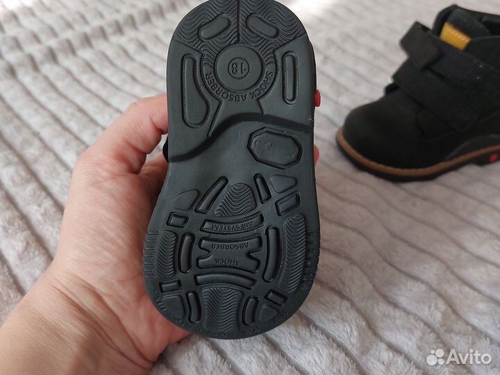 Ботинки демисезонные для мальчика 18 р