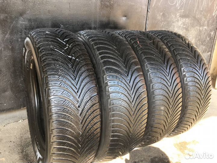 Michelin Alpin A4 215/55 R16