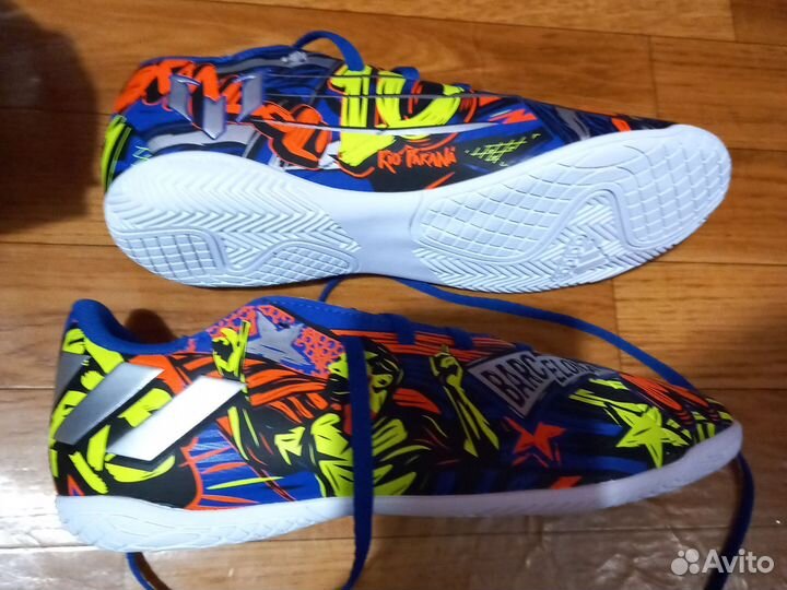 Футзалки Adidas новые