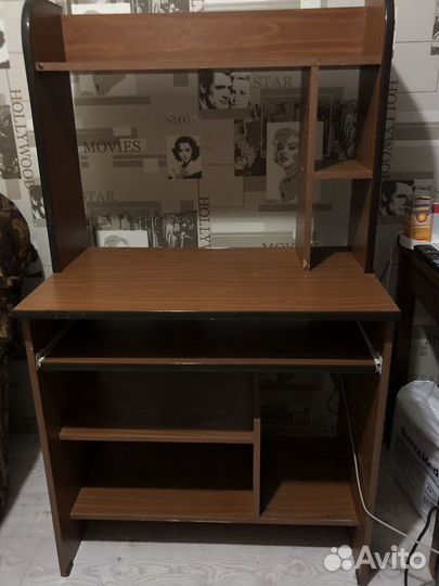 Компьютерный стол