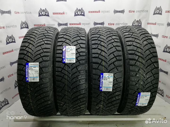 Michelin X-Ice North 4 215/65 R17