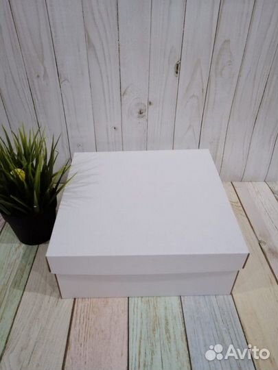 Коробки подарочные 250*250*100 мм