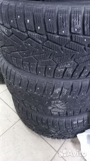 Nordman 7 215/50 R17