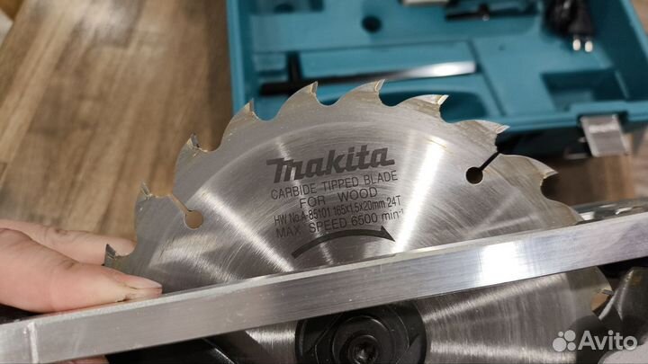 Аккумуляторная циркулярная пила Makita dss 610