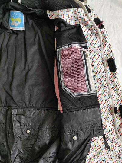 Костюм горнолыжный женский 46 размер