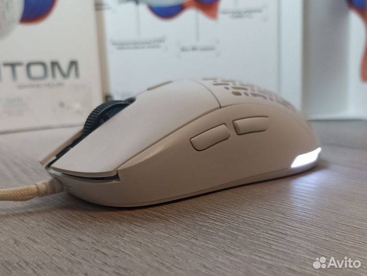 Мышь игровая ZET gaming Phantom белый