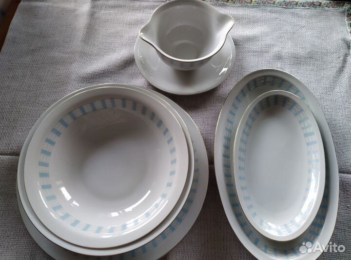 Посуда из столового сервиза ГДР