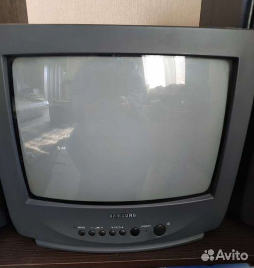 Телевизор samsung