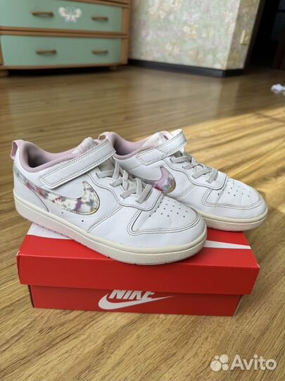 Кроссовки nike для девочки 3Y