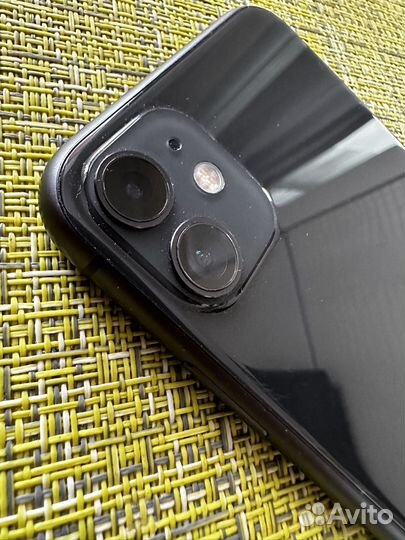 iPhone 11, 256 ГБ