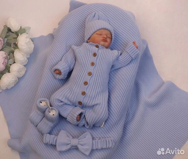 Комплект на выписку для мальчика весна
