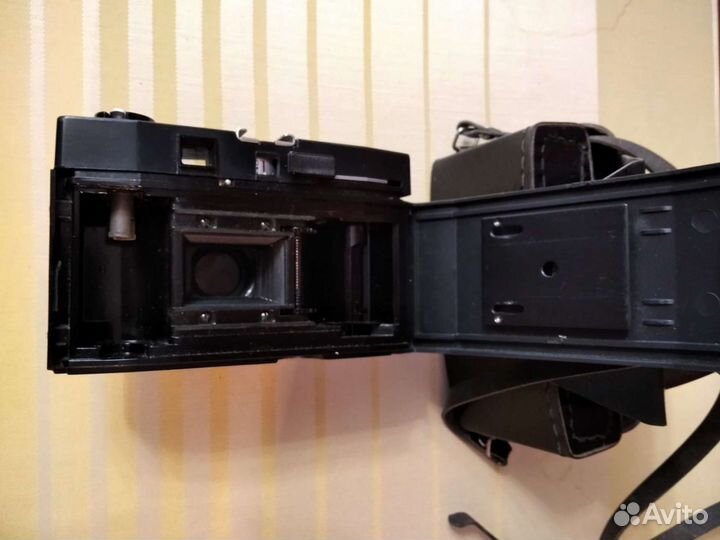 Пленочный фотоаппарат смена