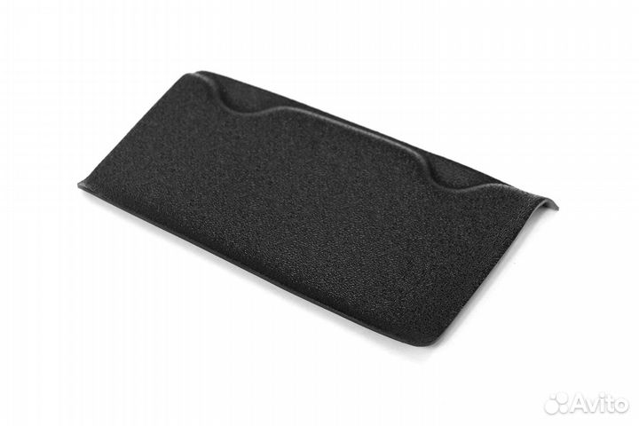 Накладка в проем лючка бензобака - для duster I 20