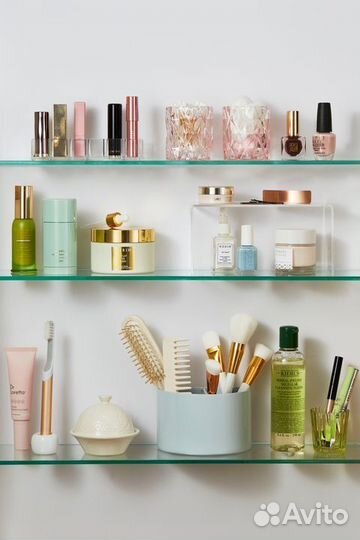 Полка стеклянная в ванную