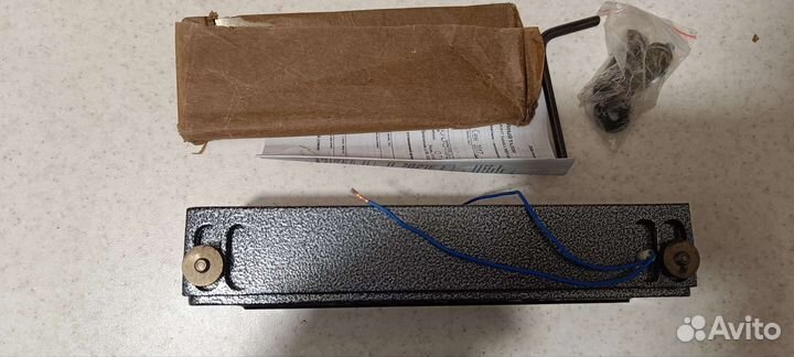 Замок электромагнитный.ML-400 усилие 400кг