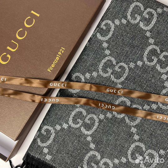 Шарф палантин Gucci