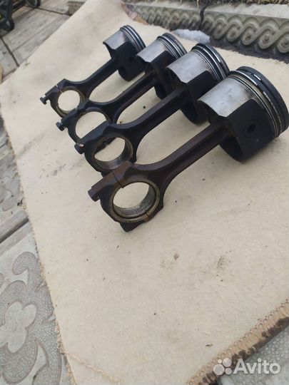 Поршня в сборе F14D3