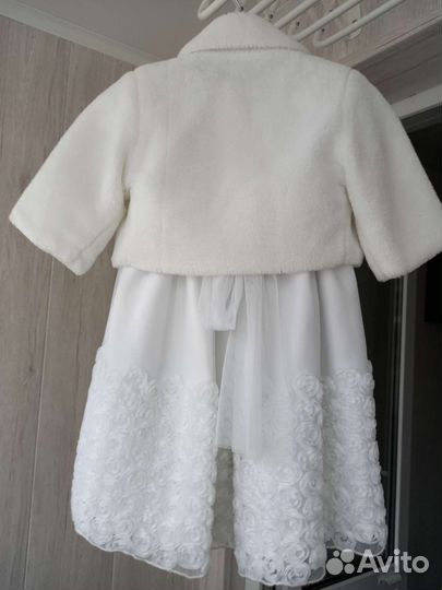 Платье нарядное для девочки 104 р