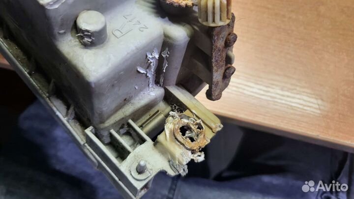 Противотуманные фары Mitsubishi Diamante F25A