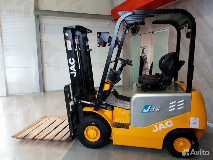 Вилочный погрузчик JAC CPD16, 2023