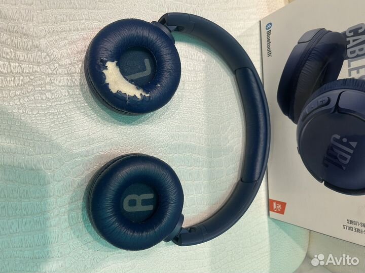 Беспроводные наушники jbl