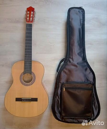 Классическая гитара + чехол