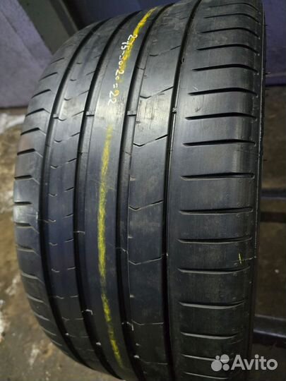 Pirelli P Zero PZ4 275/30 R20 97Y