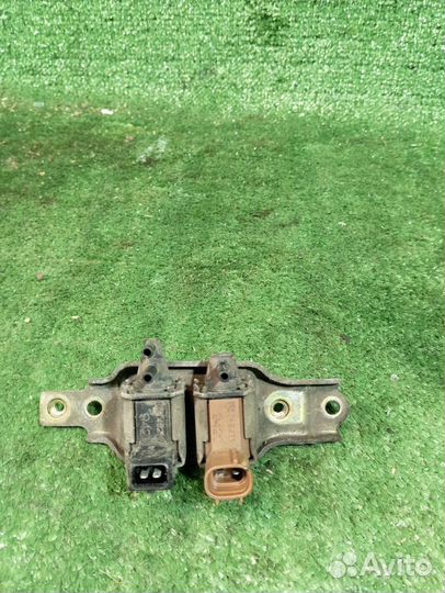 Клапан вакуумный Mitsubishi Carisma