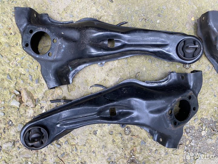 Рычаг продольный mitsubishi 4125A014 4125A013