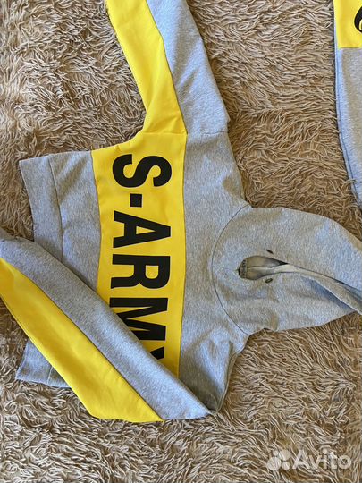 Спортивный костюм женский