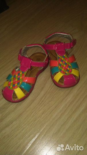 Сандали для девочки
