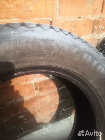 Goodyear UltraGrip Ice Arctic SUV 225/65 R17