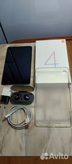 Планшет Xiaomi MiPad 4 4/64