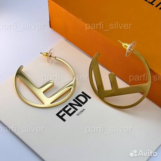 Серьги Fendi