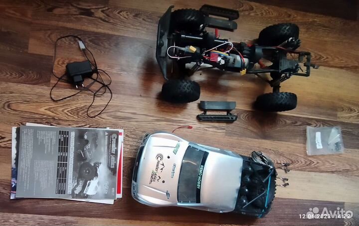 Машина на радиоуправлении 1 10