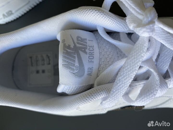 Nike Air Force 1 Low White Metallic Gold